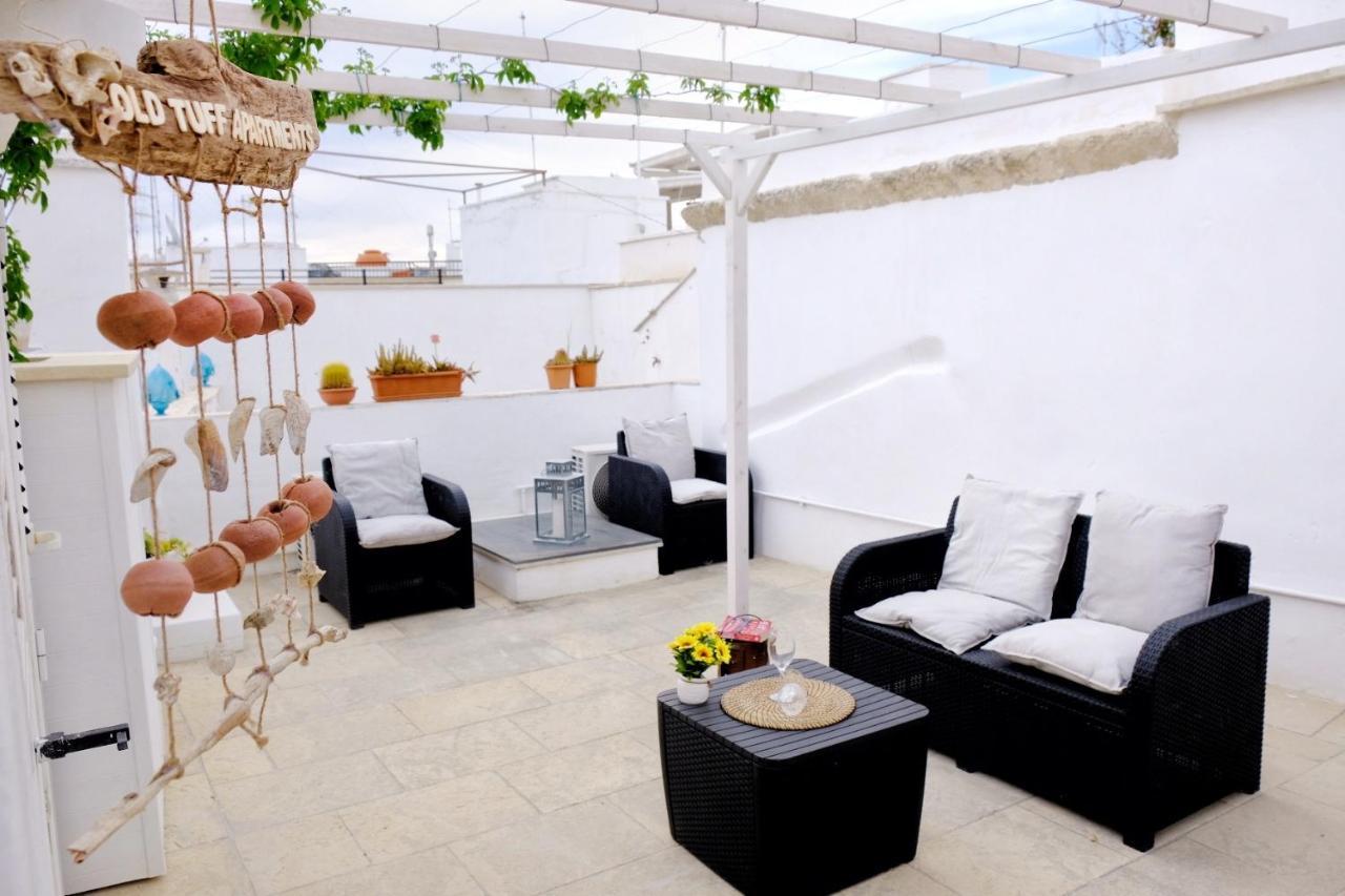 Old Tuff Apartments بولينيانو آ ماري المظهر الخارجي الصورة